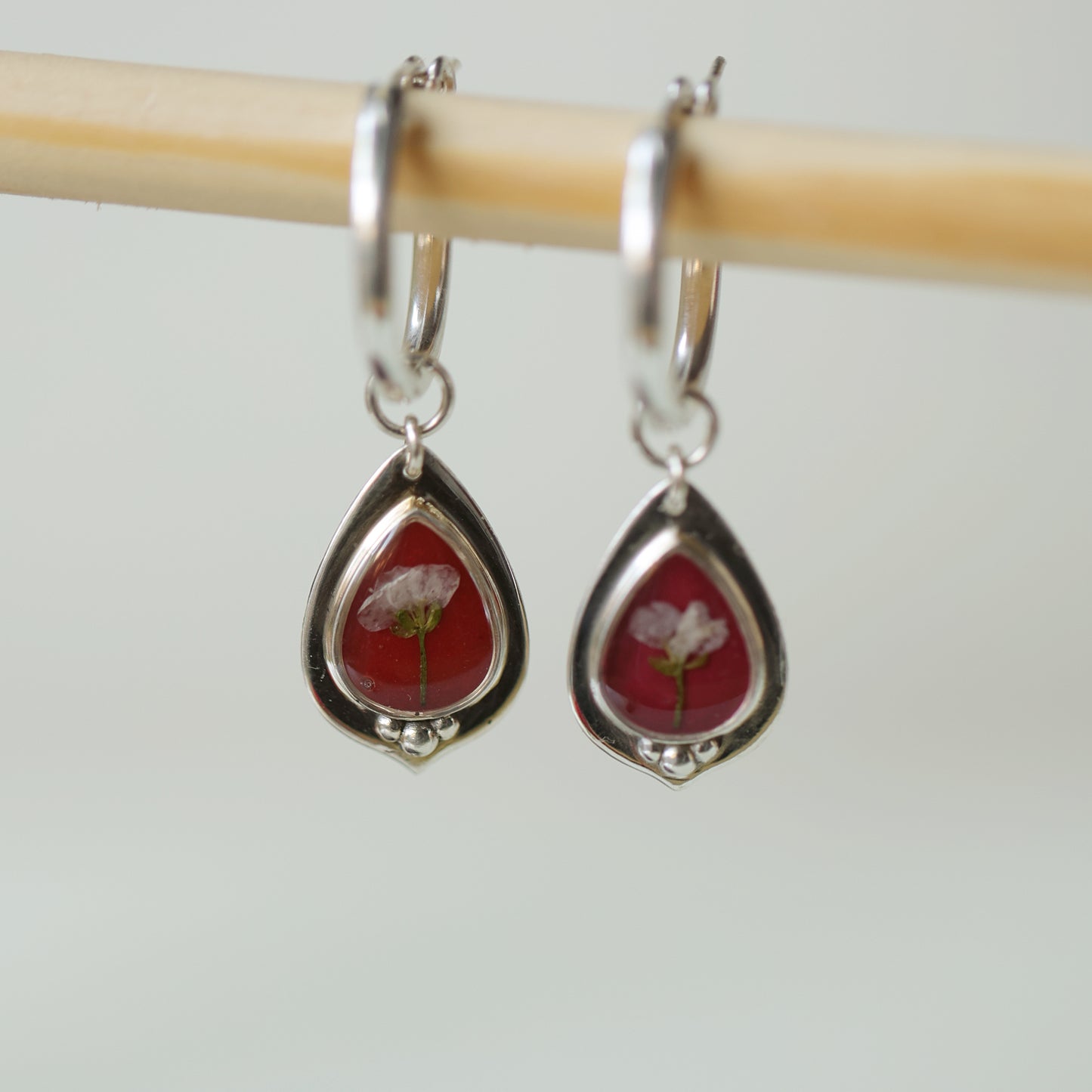 עגילי גלורי פרחי מללנית ריחנית