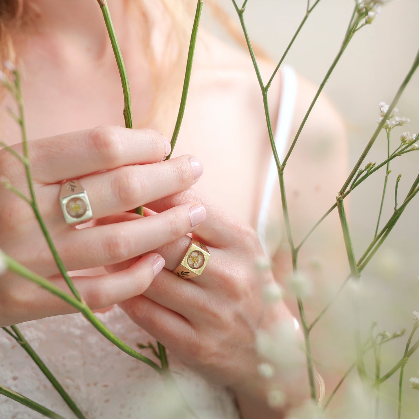 14K Gold Petal Lobularia Ring