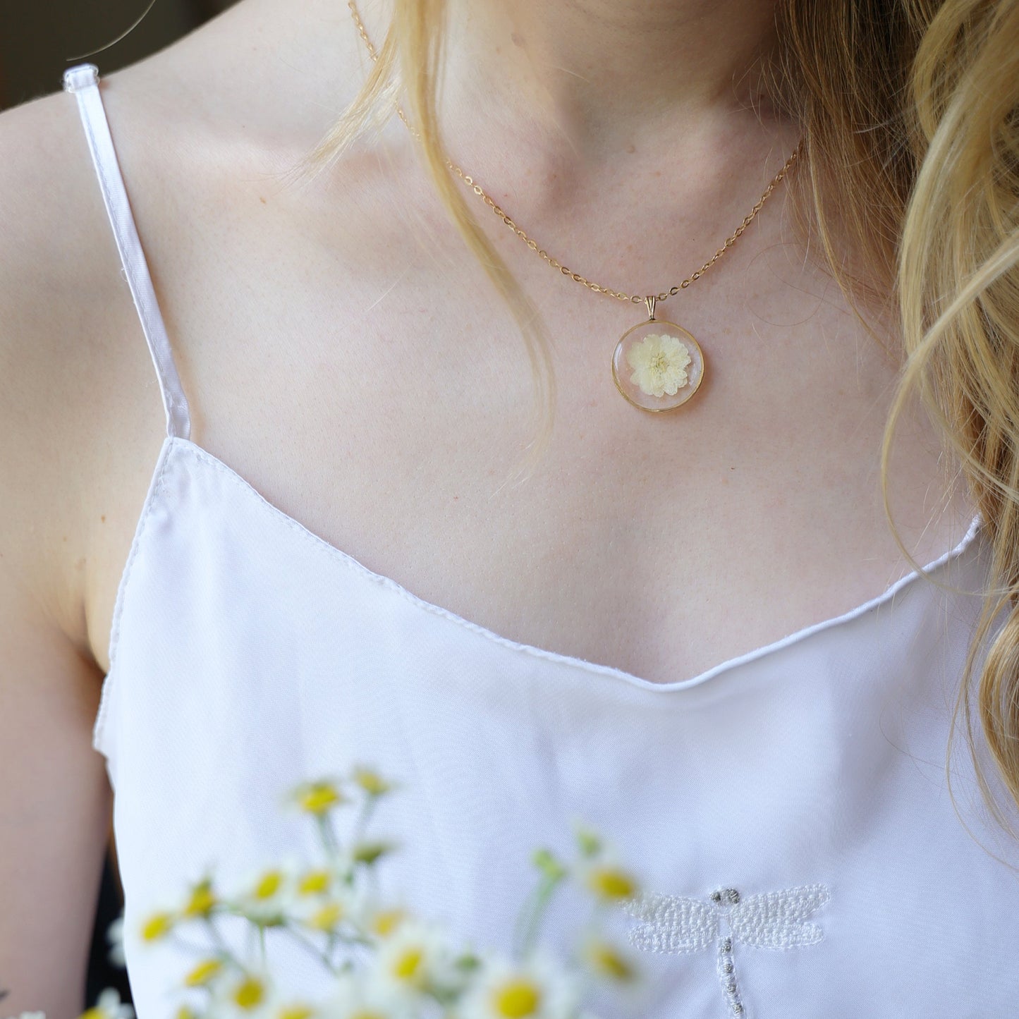 Round Necklace with Spiraea Flower