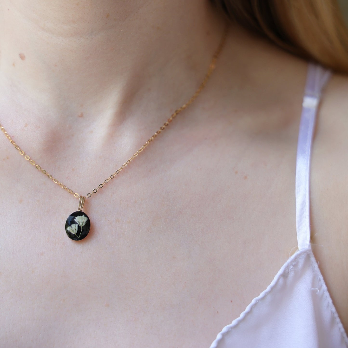 Lora necklace with Gypsophila flower