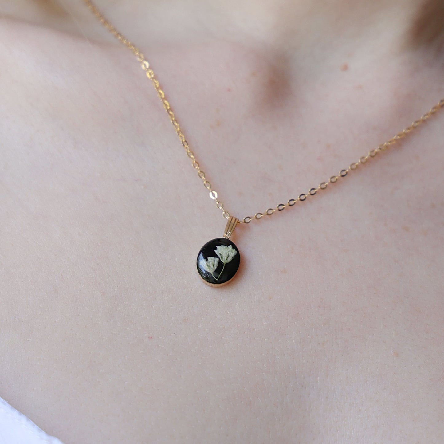 Lora necklace with Gypsophila flower