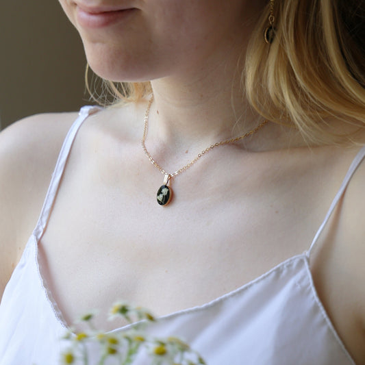 Lora necklace with Gypsophila flower