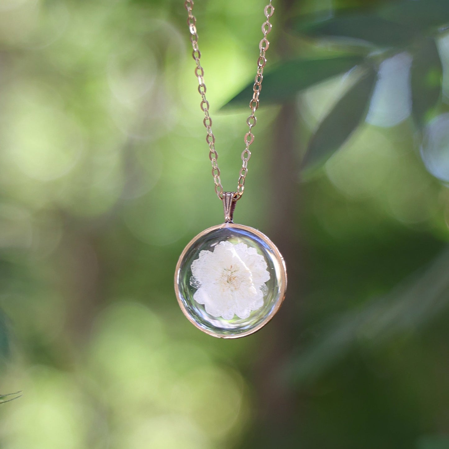 Round Necklace with Spiraea Flower