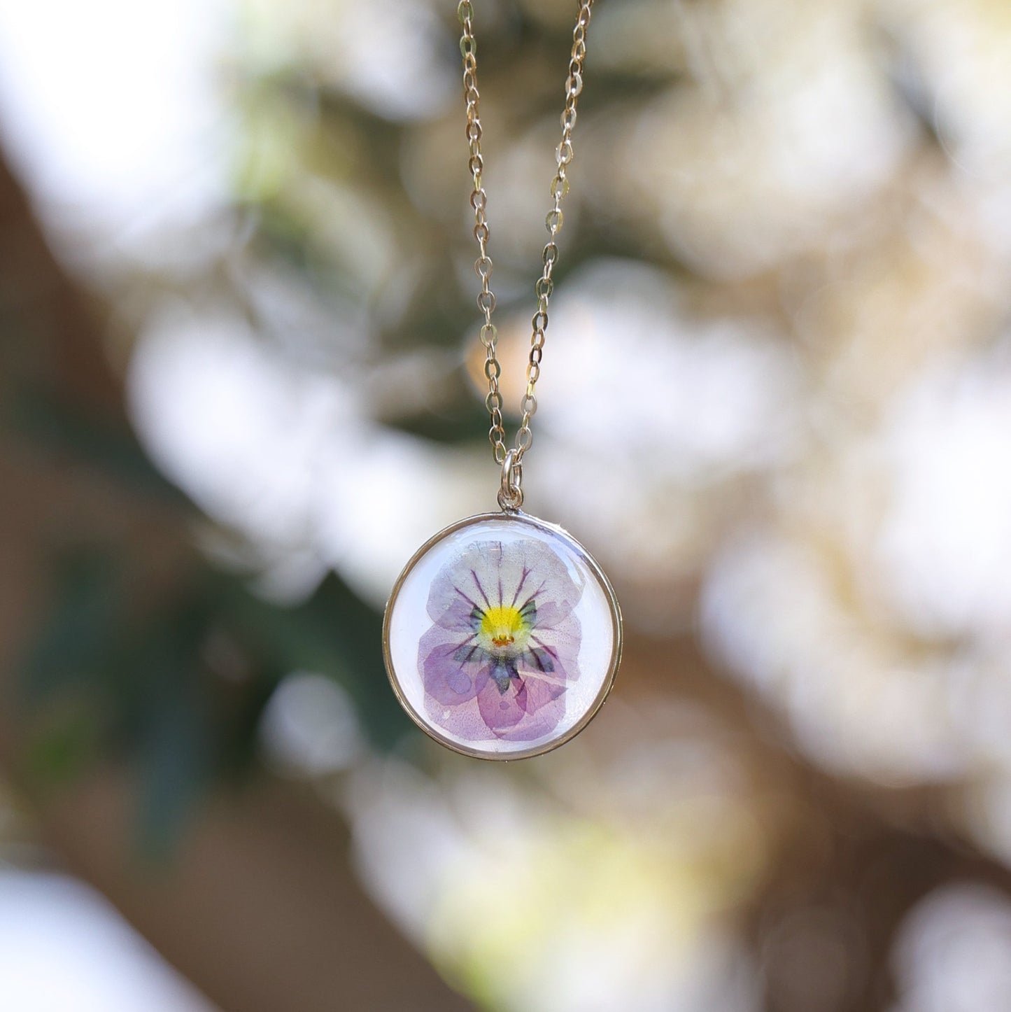 Round Necklace with Pansy Flower
