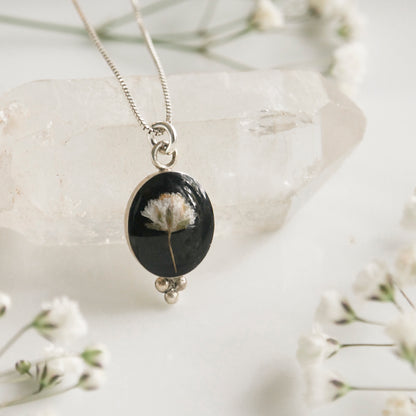 Cosa necklace with Gypsophila flower