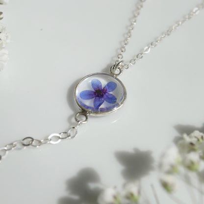 Don necklace with Anchusa Flowers