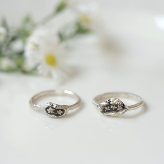 טבעת בלום עם פרחי גזר קיפח