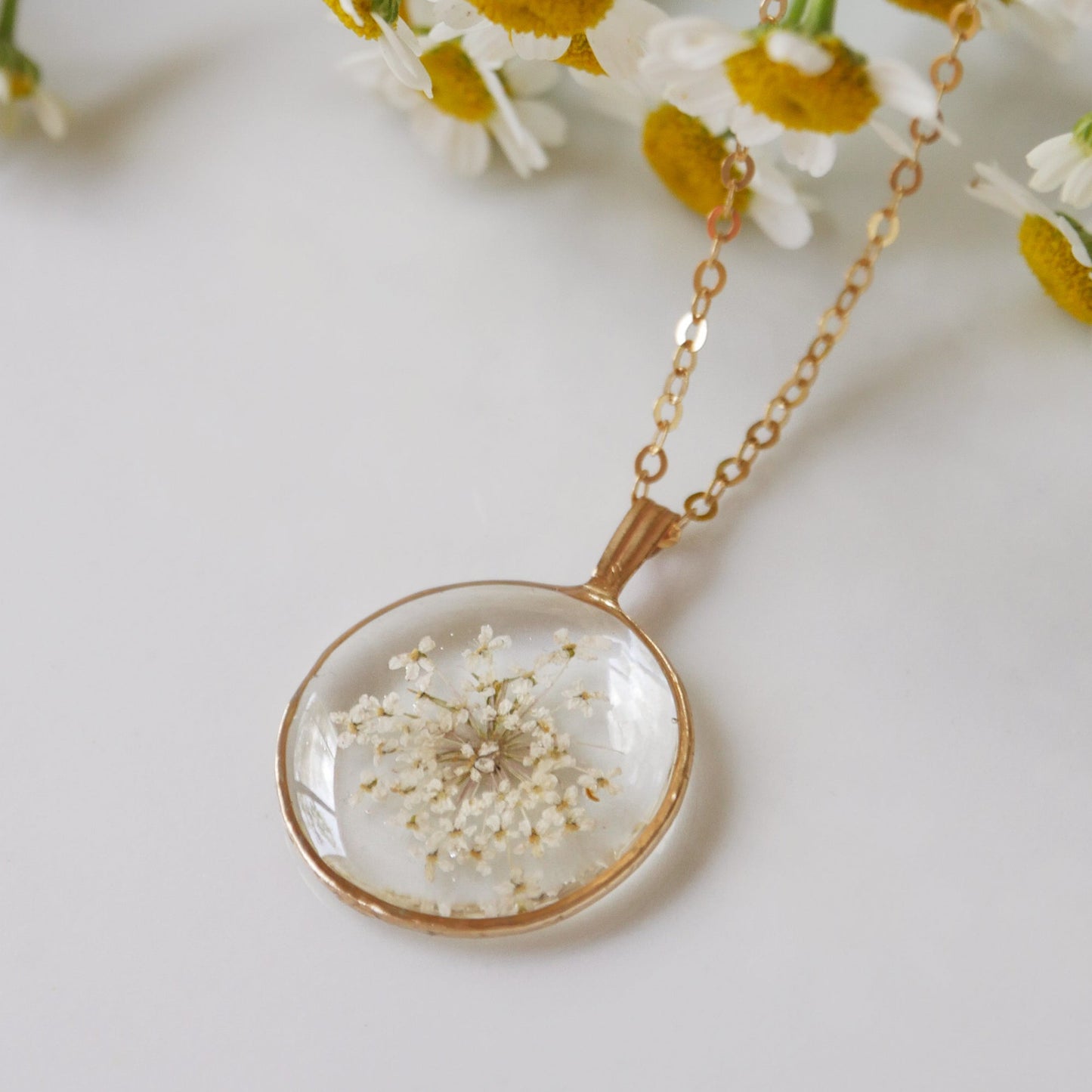 Round Necklace with Queen Anne's lace flowers
